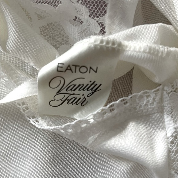 Vintage EATON Vanity Fair White Lace trim Camisole. Satin Lingerie. Size Large - Picture 6 of 12